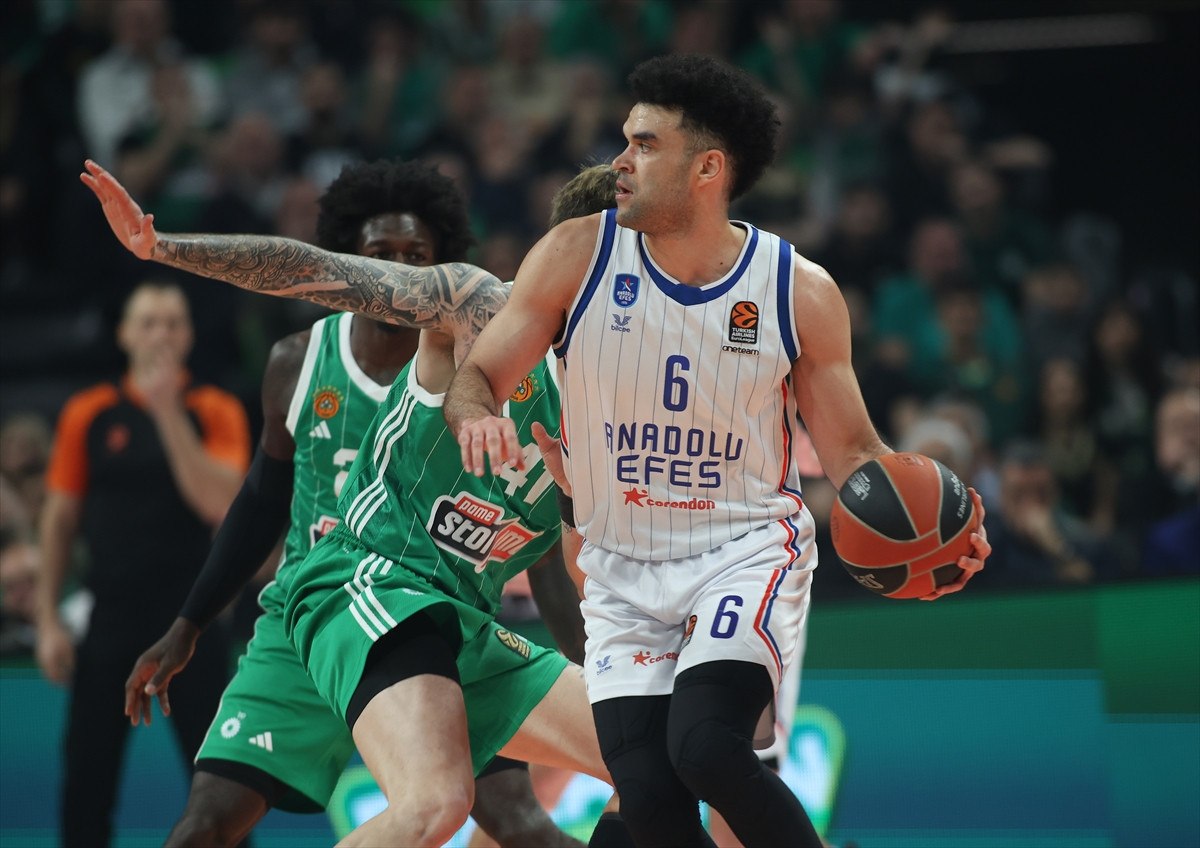 EuroLeague 26. Hafta Maç Özeti: Anadolu Efes - Panathinaikos