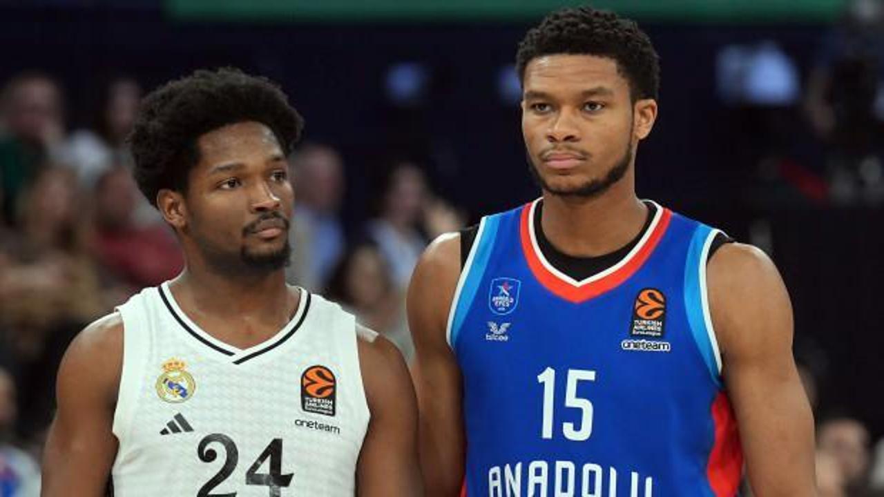 Anadolu Efes, Real Madrid'i 79-73 yenerek önemli bir galibiyet elde