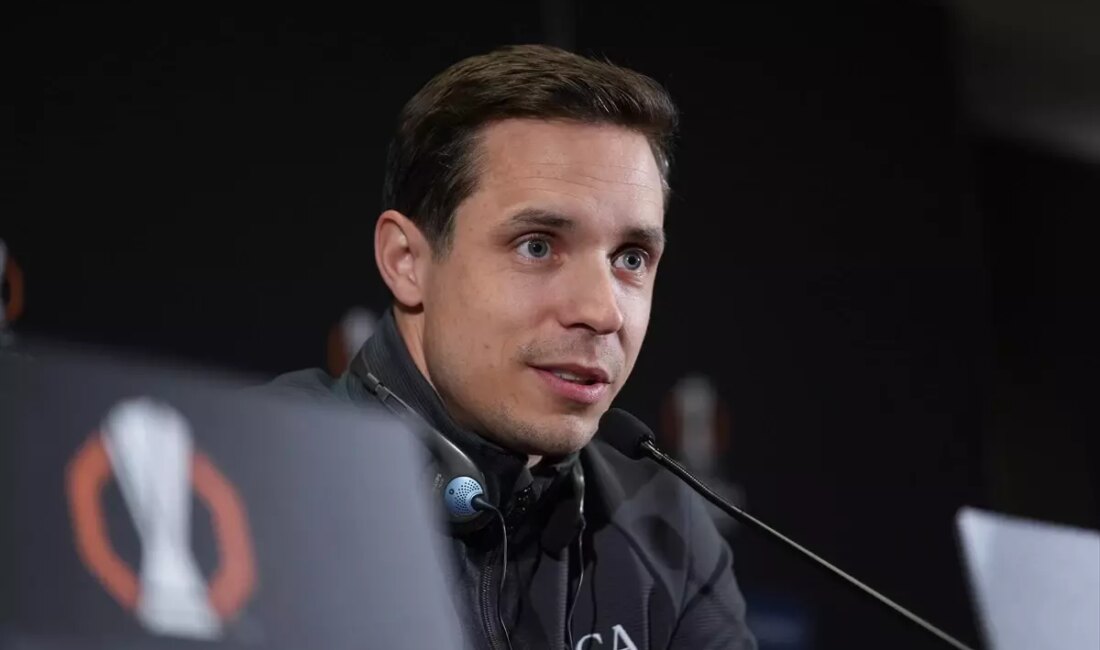 Anderlecht Teknik Direktörü David Hubert, Fenerbahçe maçı öncesinde önemli açıklamalarda