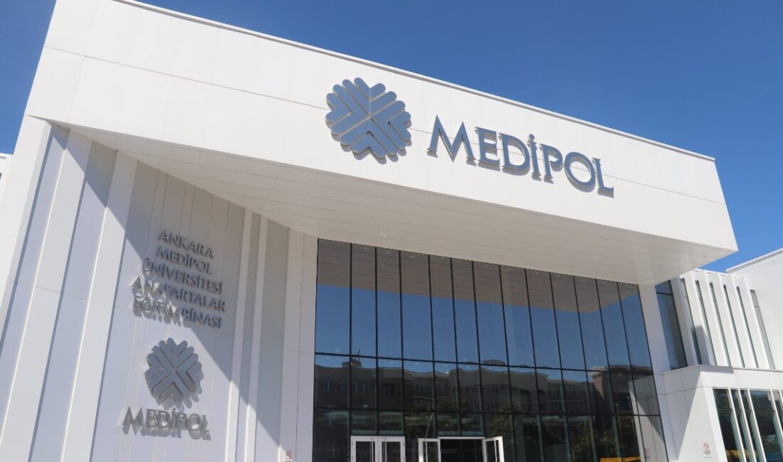 Kimi basın ve yayın organlarında kurumla ve Rektör Prof. Dr.