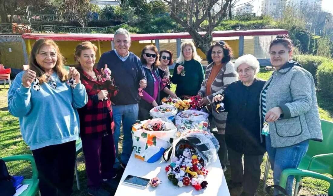 Antalya'da amigurumi sanatı ile kadınların ekonomik güçlenmesini keşfedin. Yaratıcılığı ve