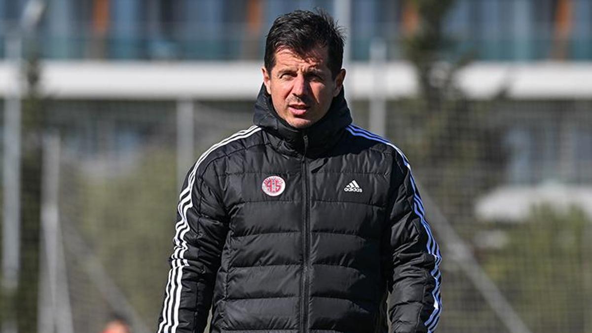 Trendyol Süper Lig grubu Antalyaspor, teknik yönetici Emre Belözoğlu idaresinde