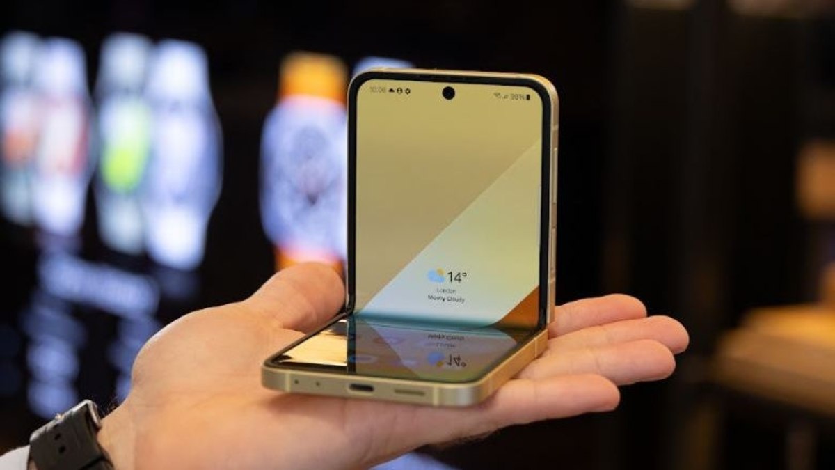 Apple'ın katlanabilir iPhone projesi, 2027'de teknoloji tutkunlarıyla buluşmaya hazırlanıyor. Yenilikçi