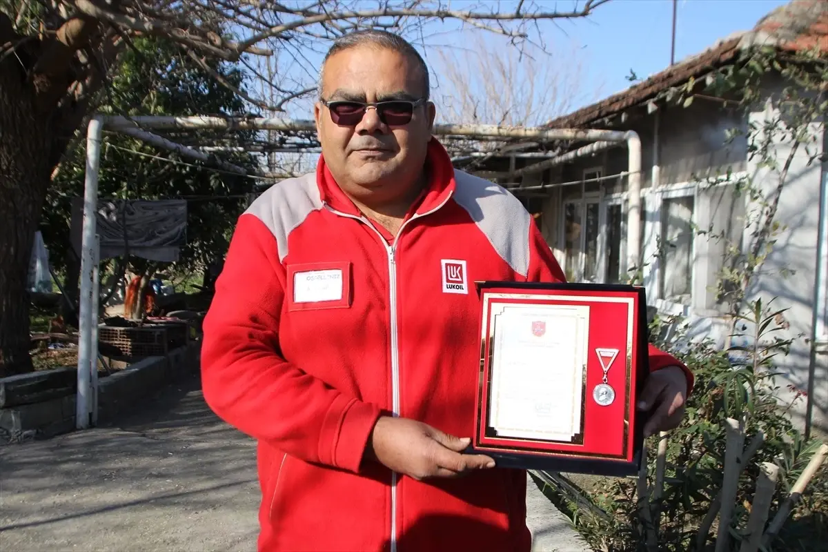 Arif Yağcı, Türk Silahlı Kuvvetleri'ne 200 bin lira bağışlayarak destek
