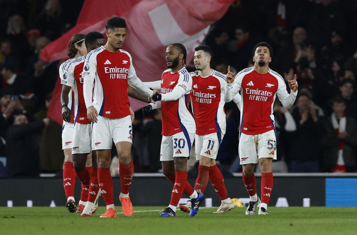 Arsenal, Manchester City'yi 5-1 Geçti