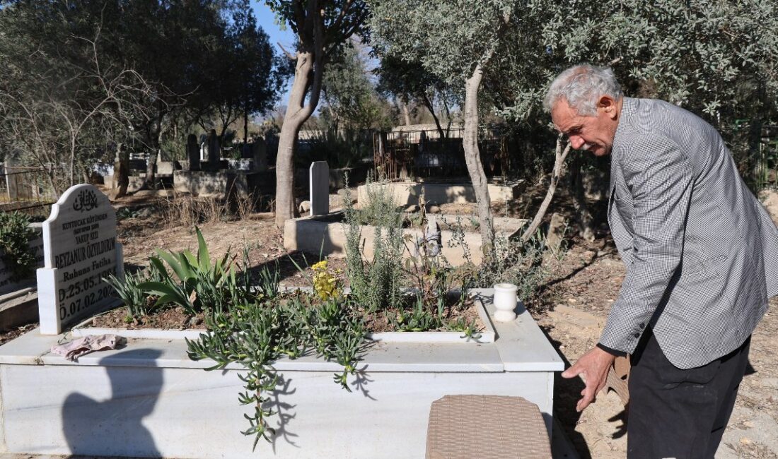 Asrın felaketi olarak adlandırılan depremin ikinci yıldönümünde, Hatay'da yaşanan acıları