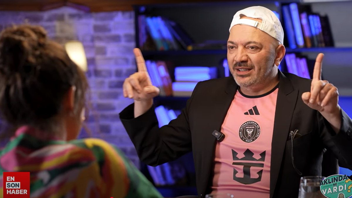 Atiye, müzik ve aşk üzerine samimi açıklamalar yaparak dinleyicileriyle derin