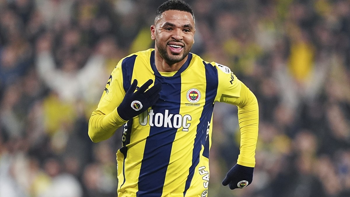 Fenerbahçe'nin Faslı forveti Youssef En-Nesyri, Kasımpaşa'ya karşı kaydettiği 2 golle