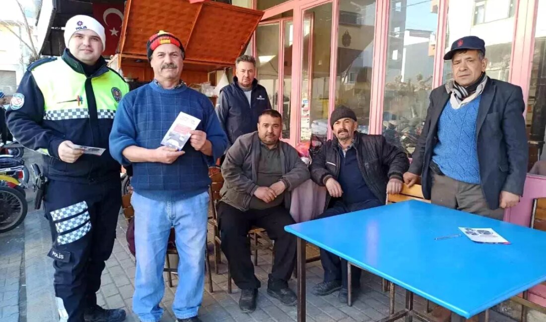 Aydın'da gerçekleşen etkinlikte, trafikte ambulanslara yol verilmesinin önemi vurgulandı. Acil