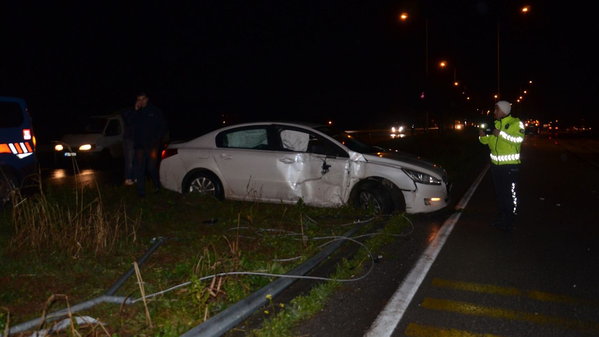 Bafra'da meydana gelen trafik kazasında 3 kişi yaralandı. Olayın detayları,