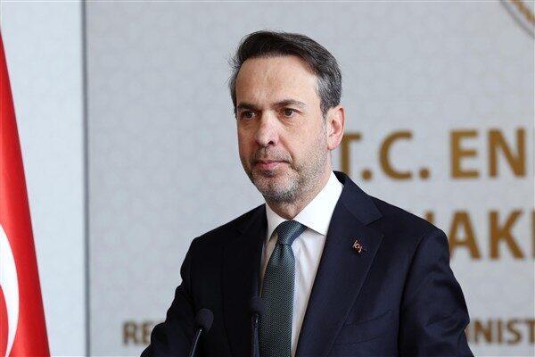 Enerji ve Tabii Kaynaklar Bakanı Alparslan Bayraktar, YEKA GES-2024 yarışmalarını bakanlıkta