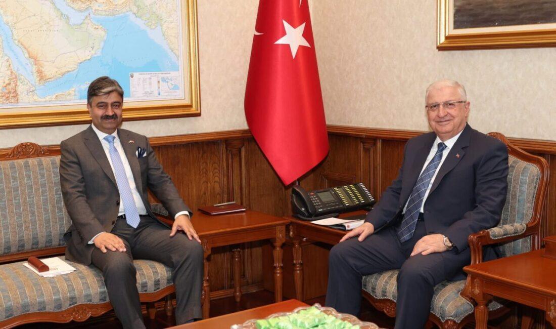 Milli Savunma Bakanı Yaşar Güler, Pakistan Savunma Bakan Yardımcısı Emekli