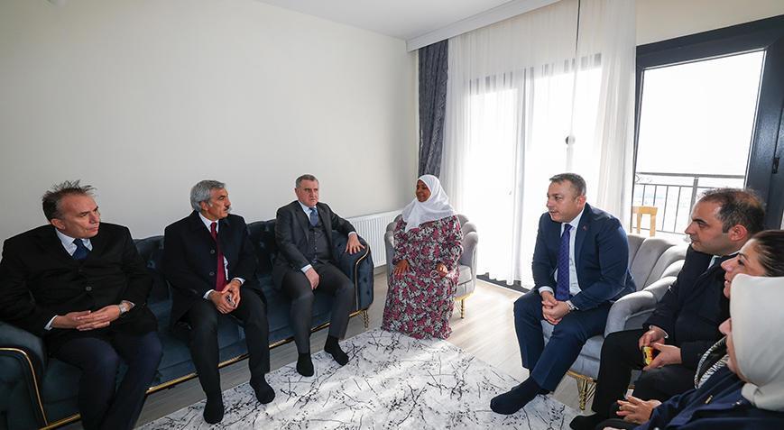 Gençlik ve Spor Bakanı Osman Aşkın Bak, 6 Şubat 2023'te