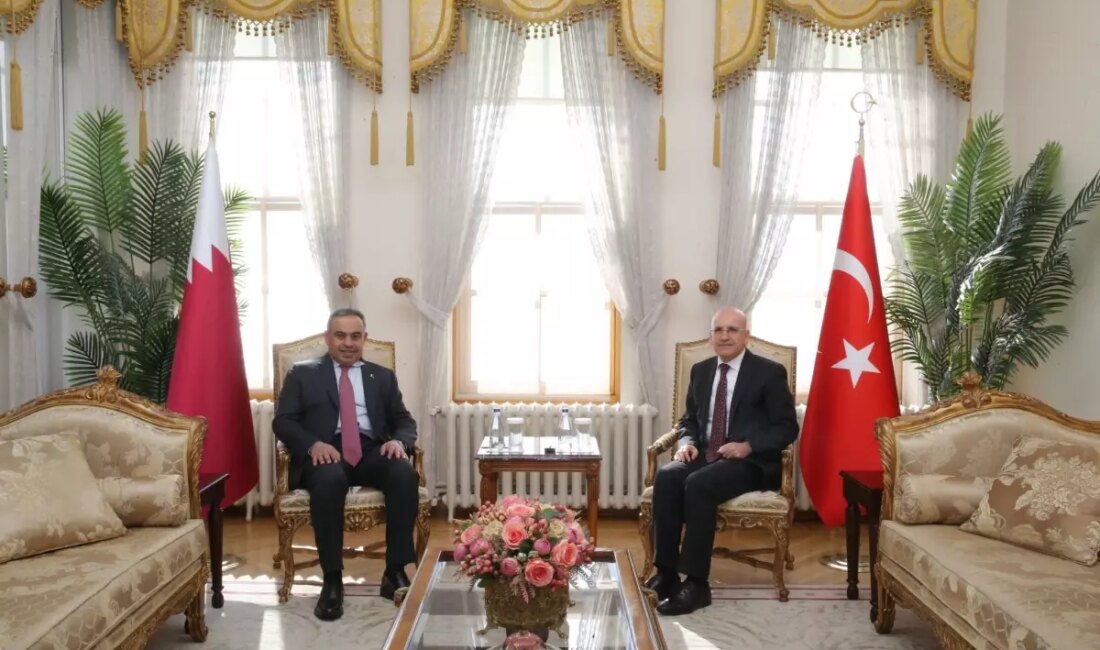Hazine ve Maliye Bakanı Mehmet Şimşek, Türkiye ve Katar ortasındaki