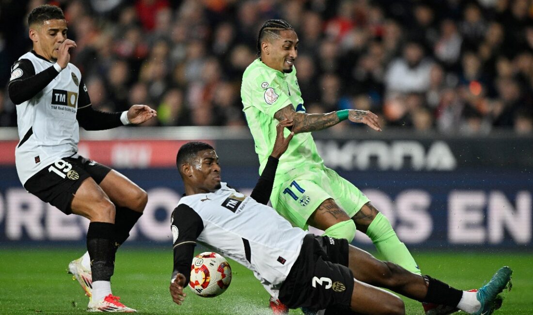 Barcelona, Kral Kupası çeyrek finalinde Valencia'yı 5-0'lık etkileyici bir skorla