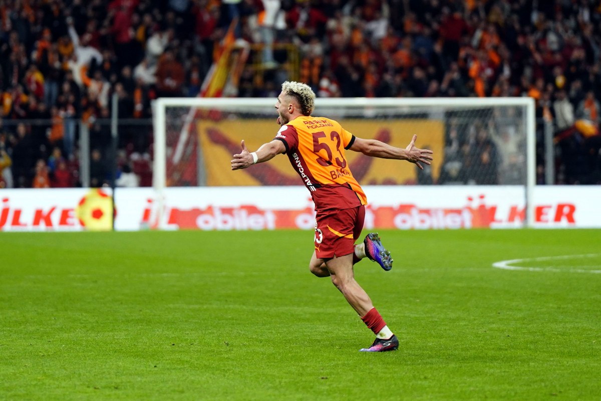 Barış Alper Yılmaz, Galatasaray'da Süper Lig'deki 100. Maçını Oynadı