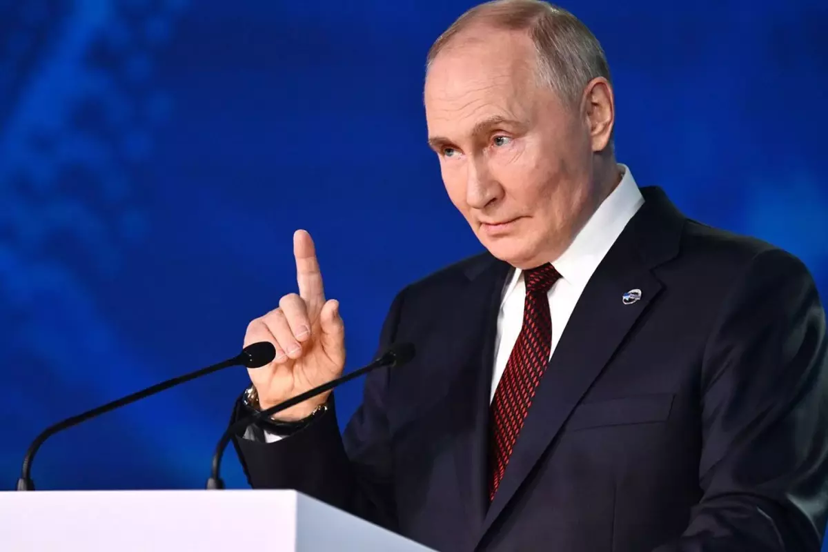 Rusya Devlet Başkanı Vladimir Putin, ABD ve Rus heyetlerinin Suudi