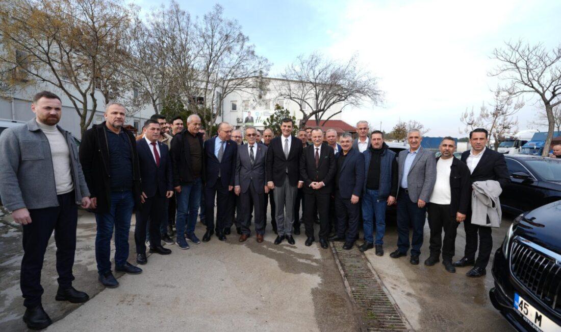 Manisa Büyükşehir Belediye Başkanı Mimar Ferdi Zeyrek, Manisa Kamyoncular ve