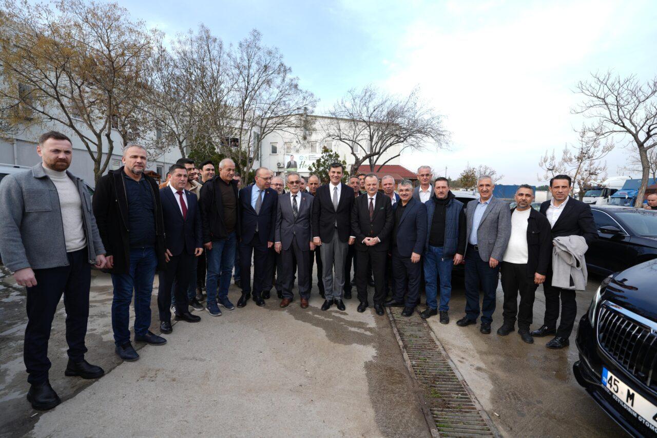 Manisa Büyükşehir Belediye Başkanı Mimar Ferdi Zeyrek, Manisa Kamyoncular ve