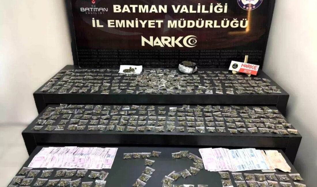 Batman'da gerçekleştirilen operasyon sonucunda bir uyuşturucu satıcısı tutuklandı. Olay, yerel