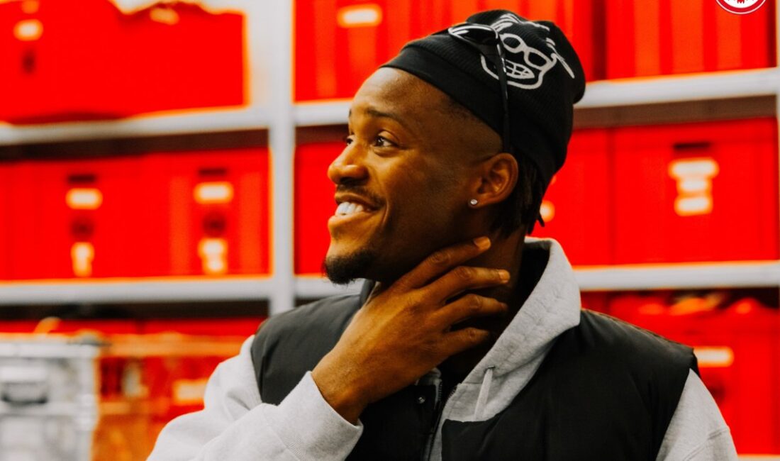 Batshuayi'nin Eintracht Frankfurt'a transferinin tüm detaylarını keşfedin. Transfer süreci, sözleşme