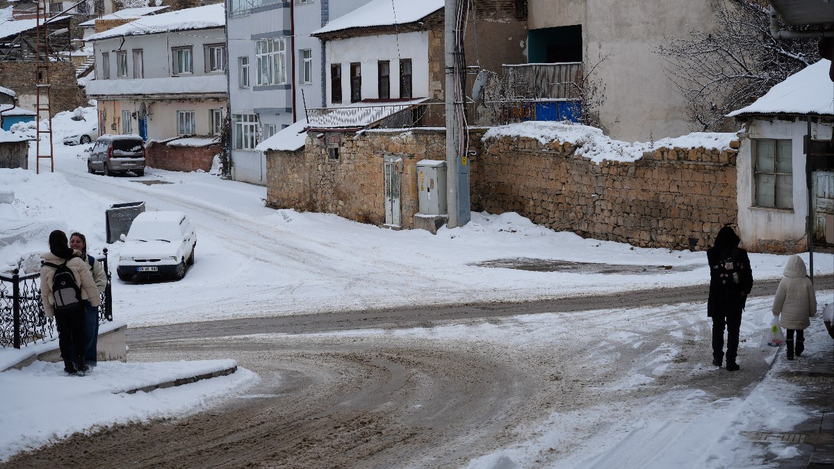 Bayburt'ta kış aylarında karşılaşılan zorluklar ve karla mücadele yöntemleri hakkında