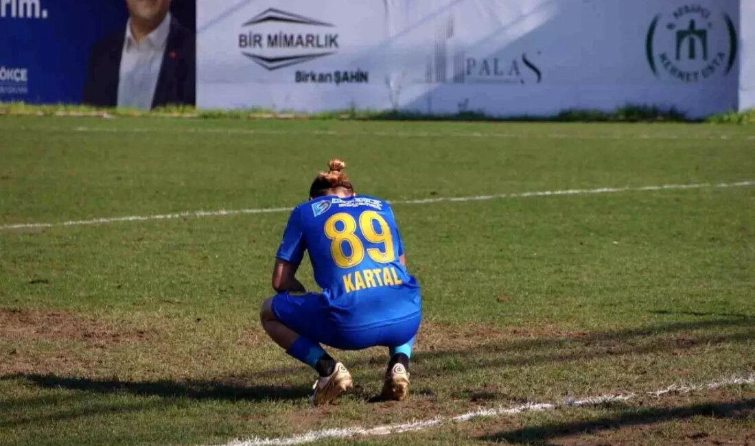 Bu içerikte, Belediye Derincespor ve Gebzespor arasındaki devir sürecinin detayları,