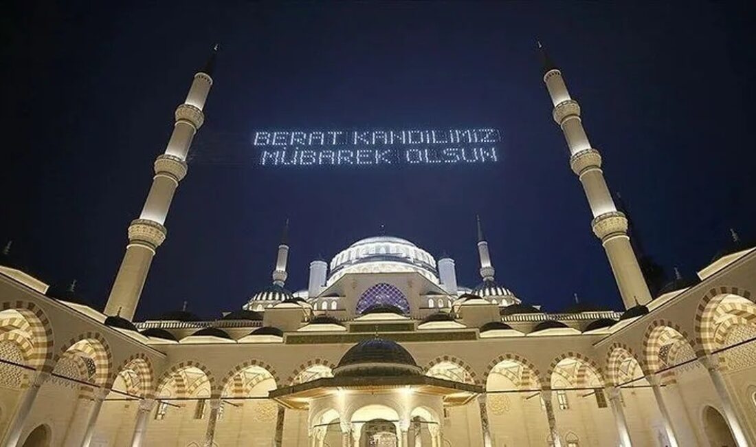 Berat Kandili'nin anlamı ve önemi üzerine derinlemesine bir inceleme. Bu
