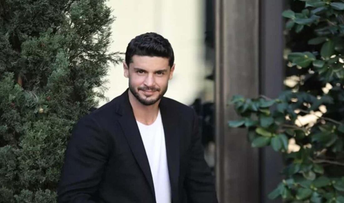 Berk Oktay, Pehlivan rolü için geçirdiği muhteşem dönüşümle izleyicileri büyülüyor.