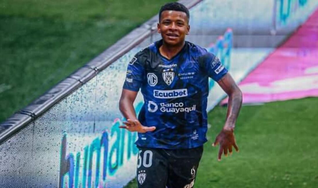 Beşiktaş, Ekvadorlu genç yetenek Keny Arroyo'yu kadrosuna kattı. Futbol dünyasında