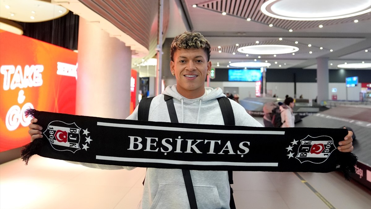 Beşiktaş, genç yetenek Elan Ricardo ile anlaşma sağladı. Bu transfer,