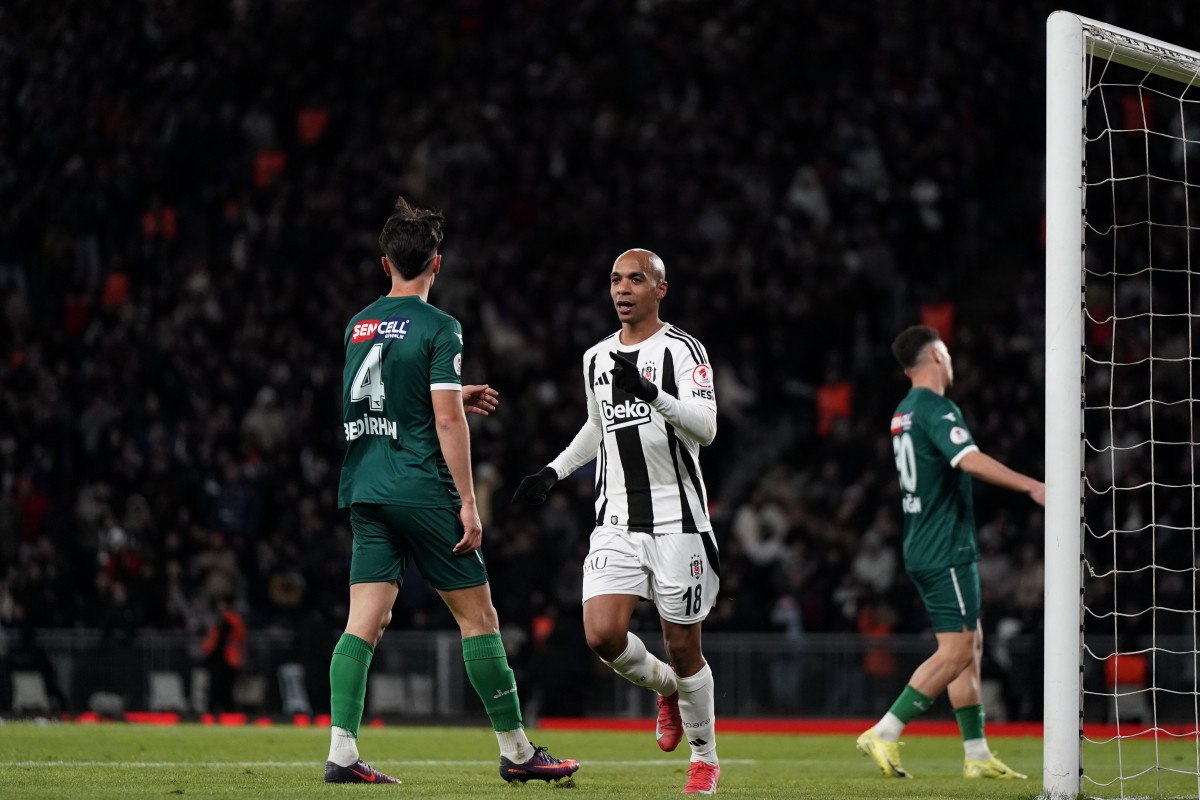 Beşiktaş, Kırklarelispor'u 2-0 Mağlup Etti