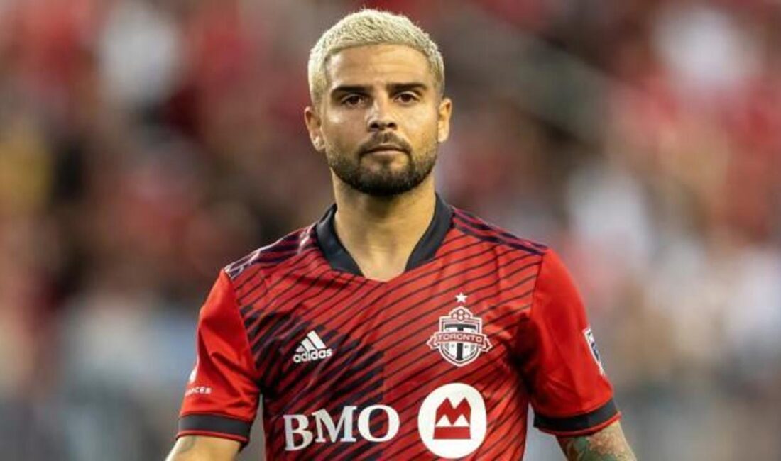 Beşiktaş, İtalyan yıldız Lorenzo Insigne'yi transfer gündemine aldı. Takımın hedefleri