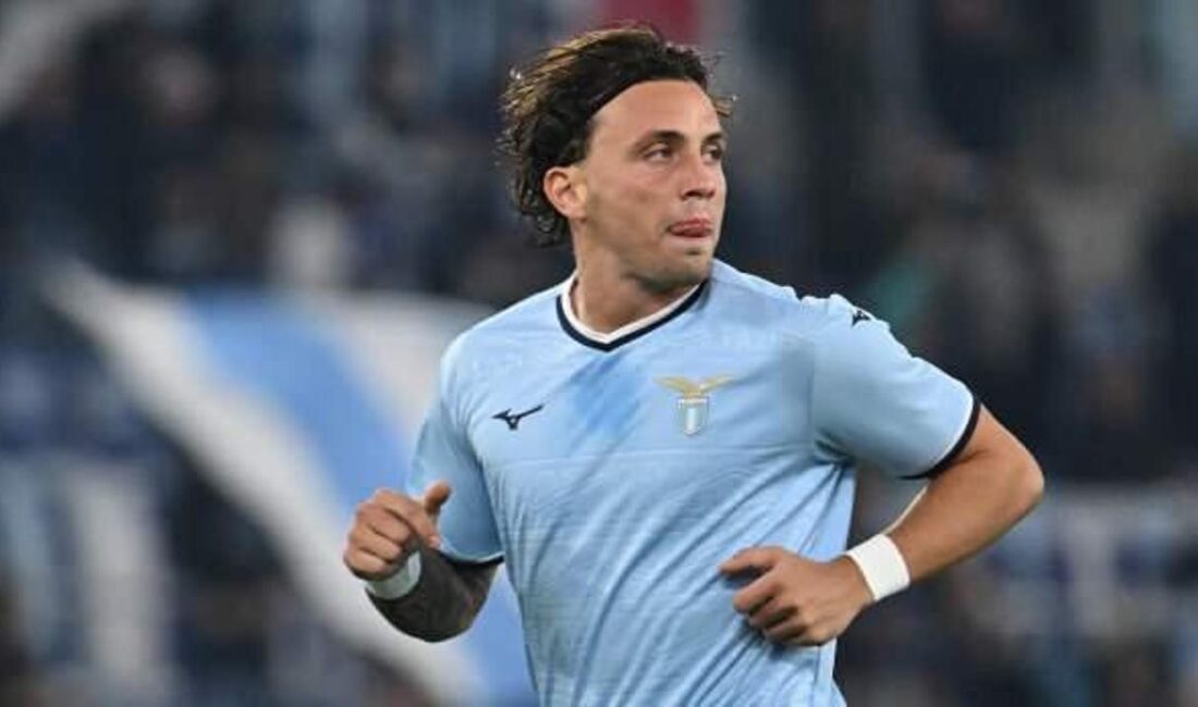 Beşiktaş, sol bek pozisyonu için Juventus'tan Luca Pellegrini ile görüşmelere