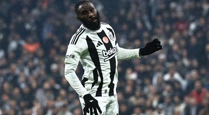 Beşiktaş'ta ayrılık kesinleşti! İdareden net karar 9 besiktasta ayrilik kesinlesti idareden net karar 8 wEtwSvuz