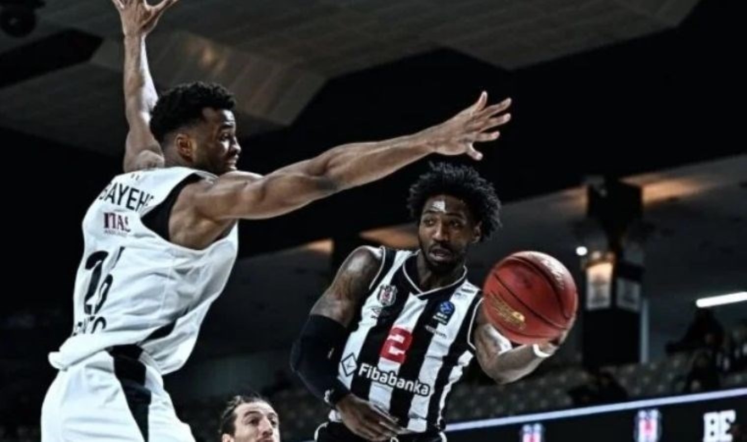 Beşiktaş Fibabanka, EuroCup'ta Dolomiti Energia Trento'yu 4 sayı farkla mağlup