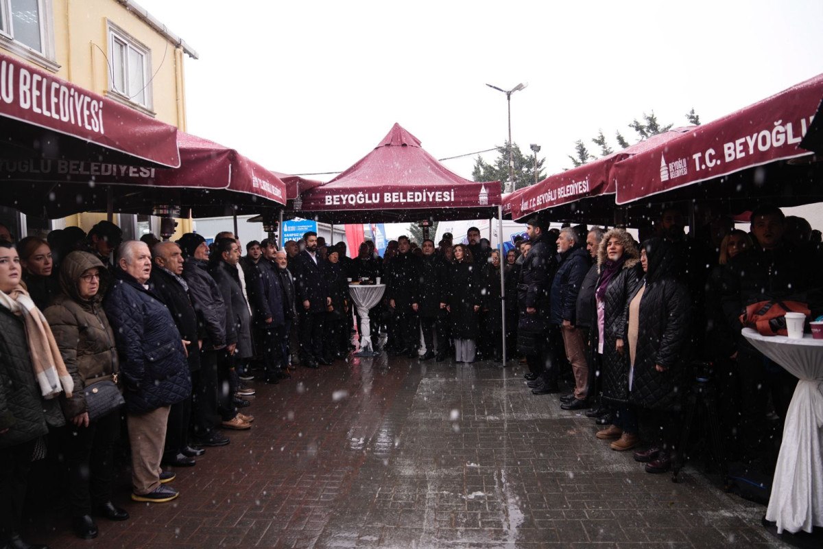 Beyoğlu'nda Sokak Hayvanları İçin Modern Bakım Merkezi Açıldı
