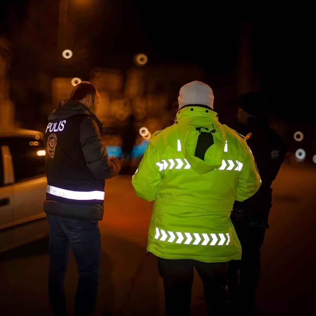 Bilecik'te gerçekleştirilen trafik denetimlerinde 1.576 sürücüye cezai işlem uygulandı. Güvenli