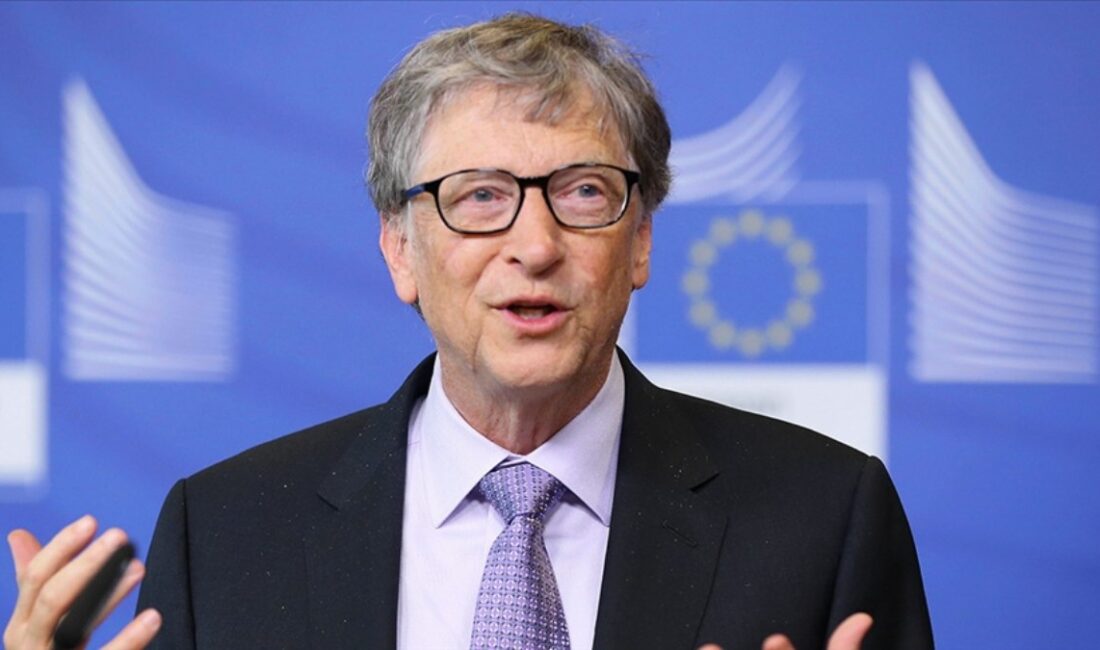 Bill Gates, yapay zeka ve teknoloji konusundaki görüşlerini paylaşıyor. Geleceğin