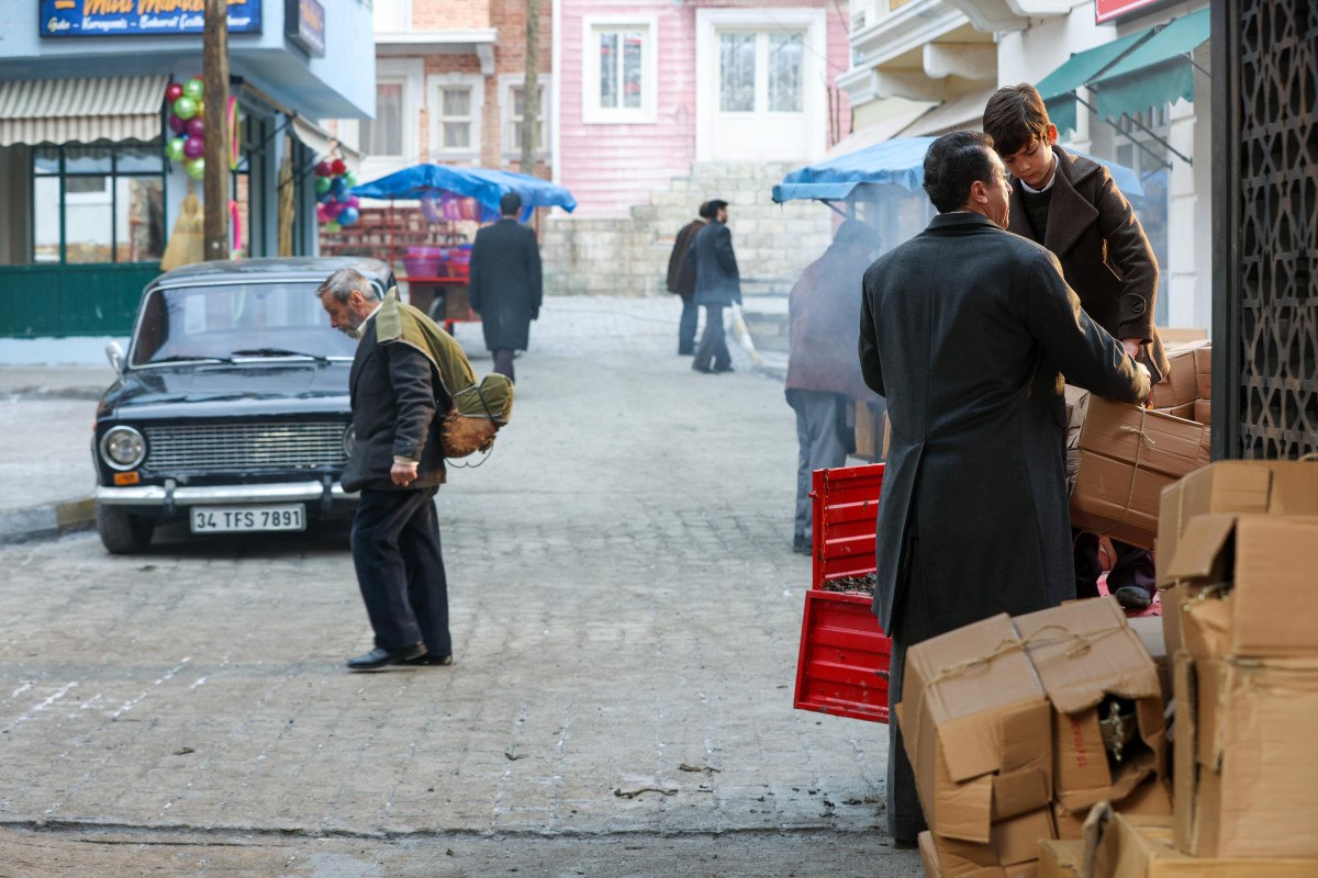 Bir Zamanlar İstanbul: 90'ların Havasını Yeniden Yaşatıyor