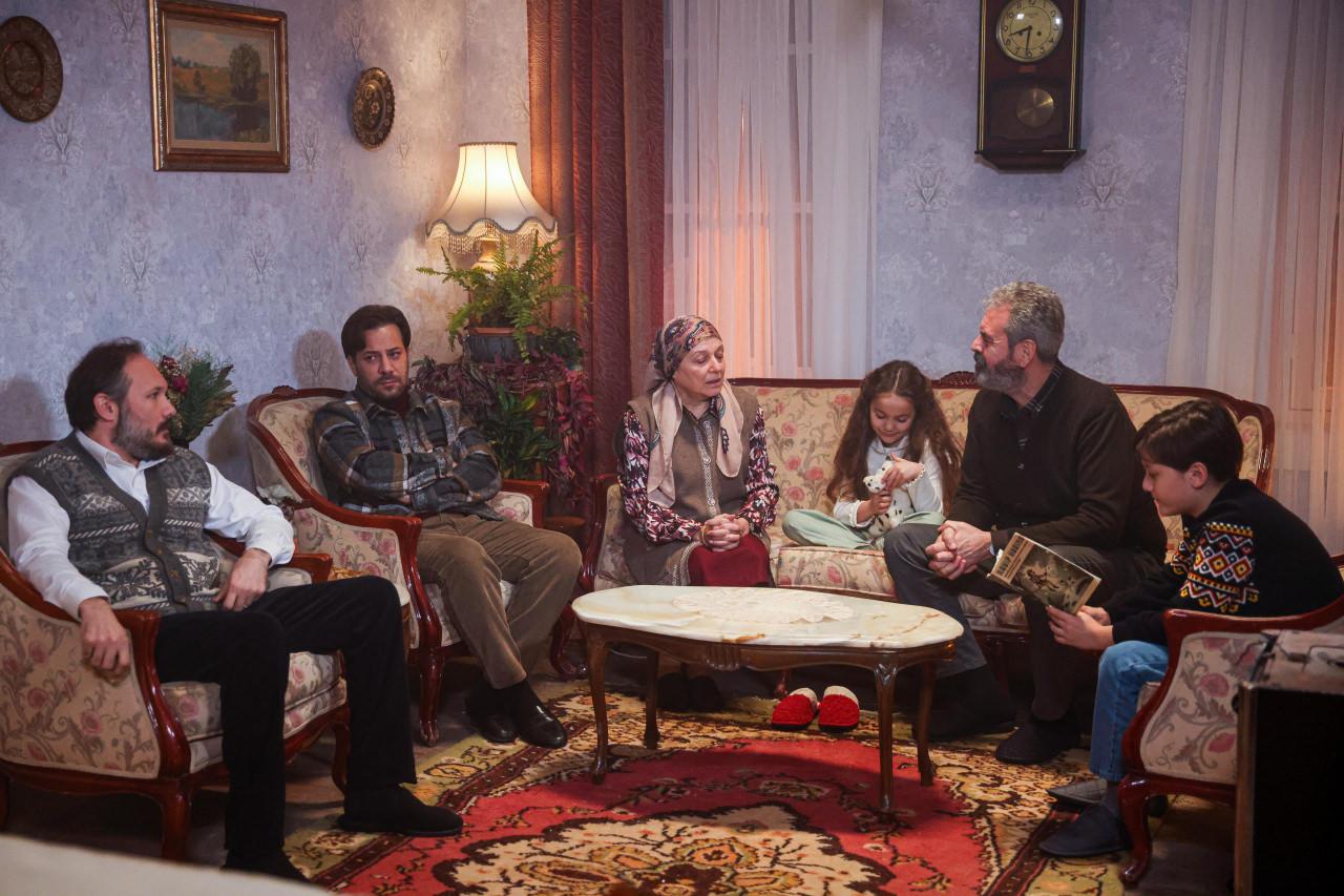 90'lı Yılların İkonik Mekanları İzleyiciyle Buluşuyor
