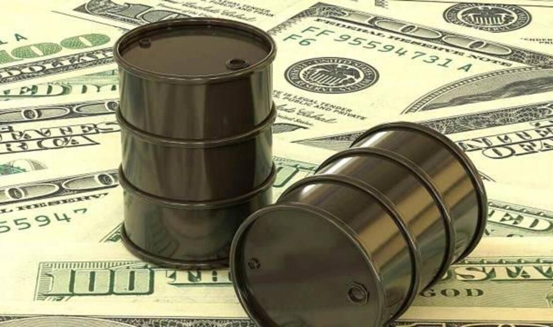 Brent petrol fiyatları, uluslararası piyasalarda dalgalanırken ABD'nin gümrük vergileri bu