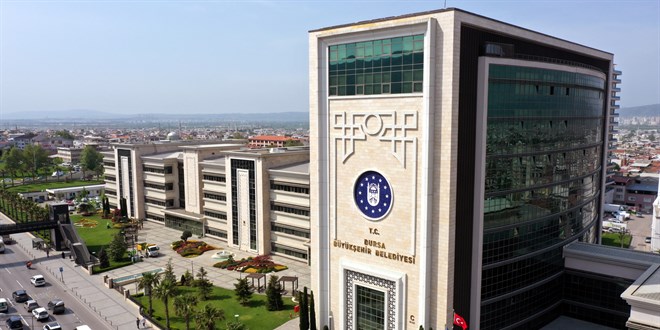 Bursa Büyükşehir Belediyesi, itfaiye eri alımı için ilan yayınladı. Yangın