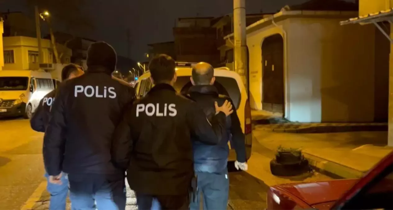 Bursa'da yapılan denetimlerde, alkollü araç kullanan bir sürücüye 2.77 promil
