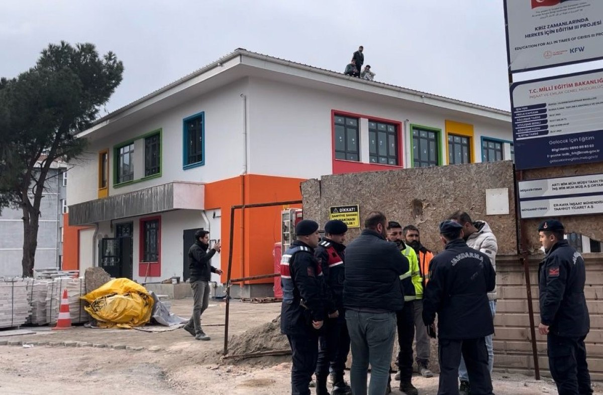 Bursa'da Anaokulu İnşaatında İşçi Eylemi