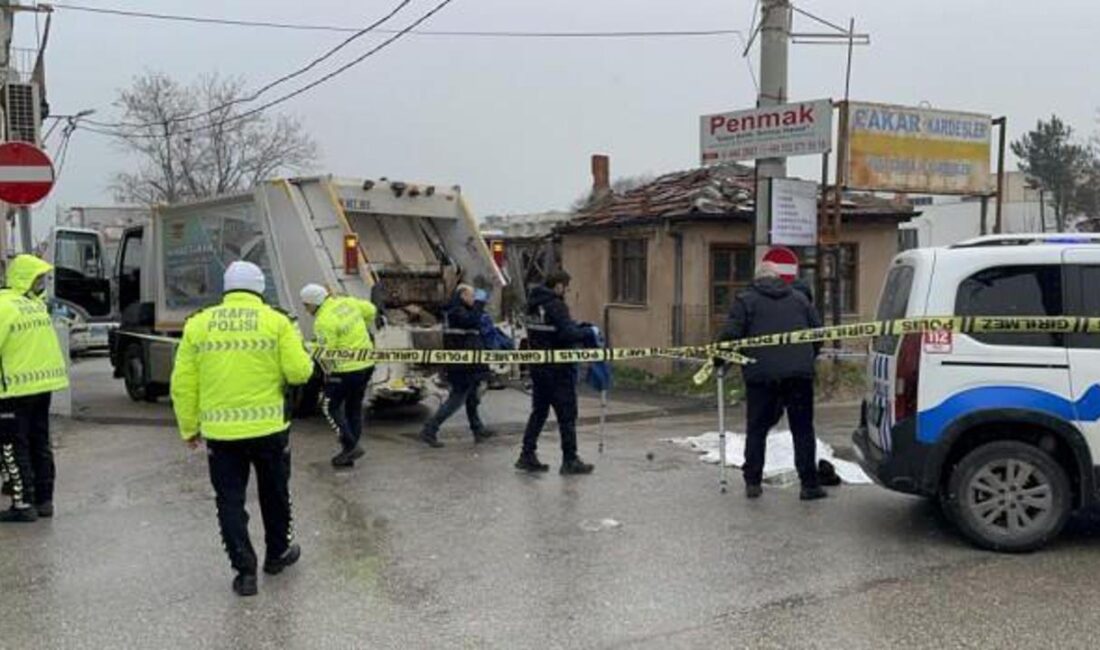 Bursa'da meydana gelen trajik bir kazada çöp kamyonunun çarptığı kadın