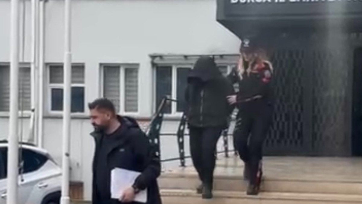 Bursa'da meydana gelen dolandırıcılık olayında, 42 bin lira ve değerli