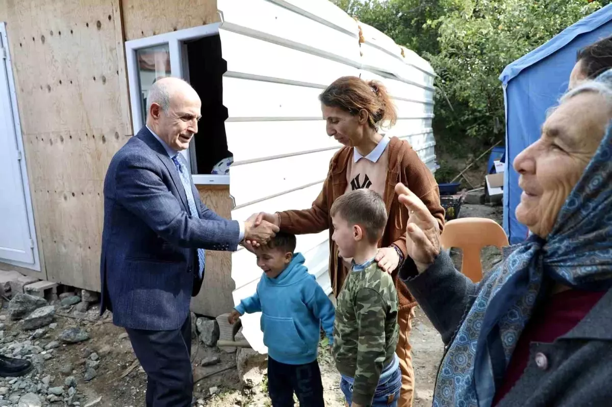 Büyükçekmece Belediyesi, Hatay'daki depremzedelere yardım eli uzatarak, dayanışma ve destek