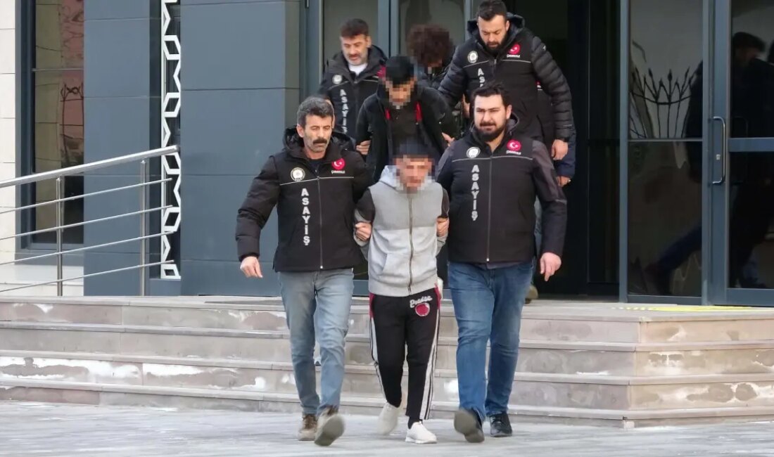Çanakkale'de pompalı tüfekle işlenen cinayet, olayın detayları ve faillerinin yakalanması