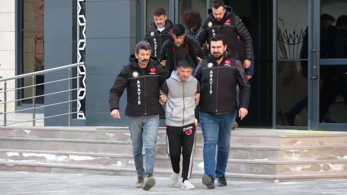 Çanakkale'de pompalı tüfekle işlenen cinayet, olayın detayları ve faillerinin yakalanması